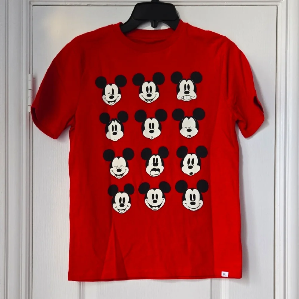 Gap X Disney Mickey Mouse Red Tee Shirt - Kids XXL (14/16) -nwt